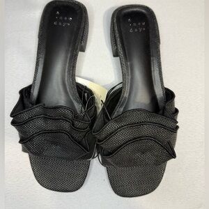 A New Day Women's Black Ruffle Slide Sandals Size 7 - NWT